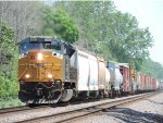 CSX 8901 on Q363